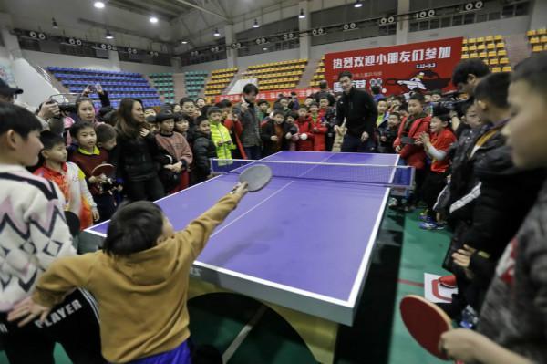 以周琦为核 以周琦为核